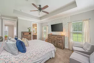 1412 Hickory St, Niceville, FL 32578 - Photo 11