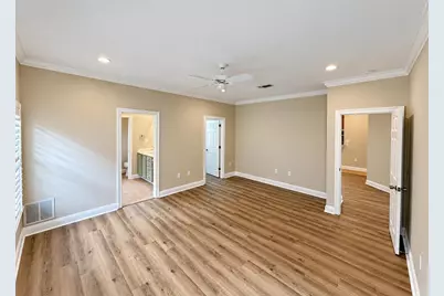 1621 Corsica Cove, Niceville, FL 32578 - Photo 11