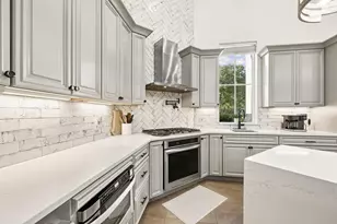 285 Corinthian Pl, Destin, FL 32541 - Photo 15