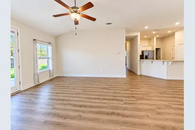 747 Marquis Way, Freeport, FL 32439 - Photo 11