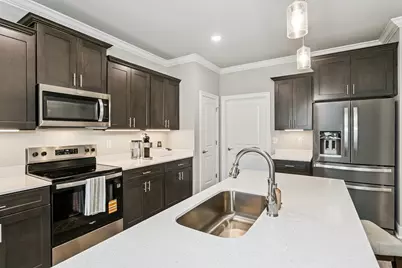 7528 Hatteras Drive, Navarre, FL 32566 - Photo 11