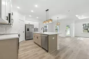 1310B Keturah St, Niceville, FL 32578 - Photo 9