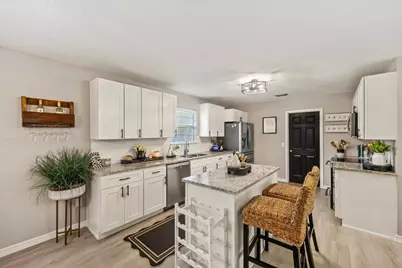6613 Fairmont Street, Navarre, FL 32566 - Photo 9