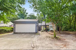 1000 Bay Dr, Niceville, FL 32578 - Photo 1