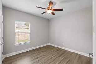 844 Whispering Creek Ave, Freeport, FL 32439 - Photo 31