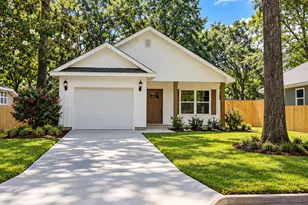 439 E Bowers Ave, Crestview, FL 32539 - Photo 1