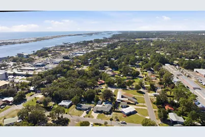 104 SW Cedar Avenue, Fort Walton Beach, FL 32548 - Photo 101