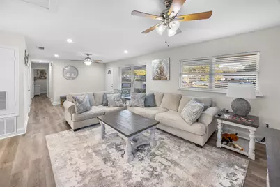 17 Mary Esther Drive, Mary Esther, FL 32569 - Photo 11