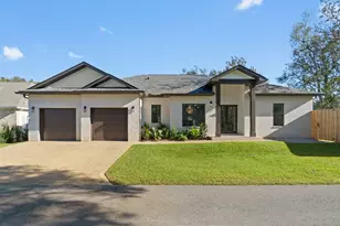 708 Forest St, Destin, FL 32541 - Photo 1