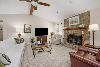 81 Paula Court, Mary Esther, FL 32569 - Photo 5