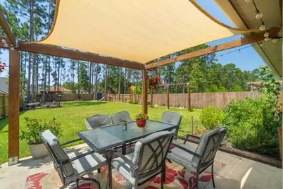8265 Sierra Street, Navarre, FL 32566 - Photo 17