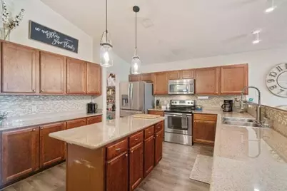 8265 Sierra Street, Navarre, FL 32566 - Photo 7