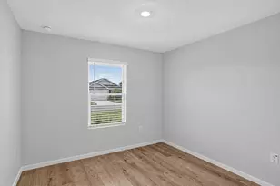 258 Bay Spgs Blvd, Defuniak Springs, FL 32435 - Photo 15
