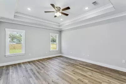 80 Eastview Avenue, Valparaiso, FL 32580 - Photo 11