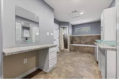 629 NE Merioneth Drive, Fort Walton Beach, FL 32547 - Photo 23