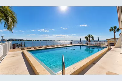 308 SW Miracle Strip Parkway #17 C, Fort Walton Beach, FL 32548 - Photo 23