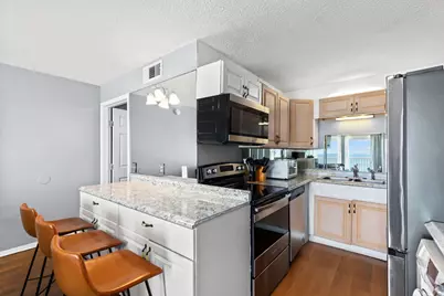 8743 Thomas Drive #UNIT 1425, Panama City Beach, FL 32408 - Photo 13