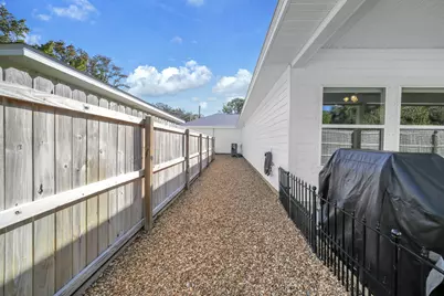 236 NE Greenbrier Circle, Fort Walton Beach, FL 32547 - Photo 39