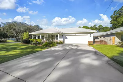 236 NE Greenbrier Circle, Fort Walton Beach, FL 32547 - Photo 1