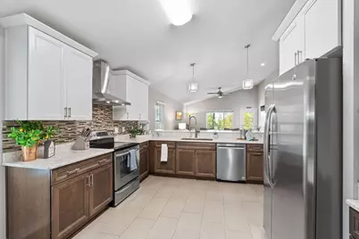 710 Marsh Harbor Drive, Mary Esther, FL 32569 - Photo 31