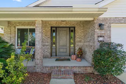 710 Marsh Harbor Drive, Mary Esther, FL 32569 - Photo 3