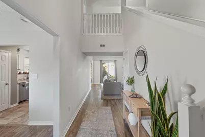449 Bridgewater Court, Mary Esther, FL 32569 - Photo 5