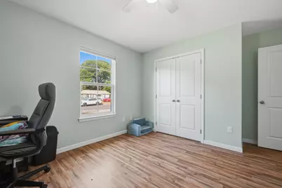 250 W North Avenue, Crestview, FL 32536 - Photo 21