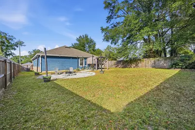 250 W North Avenue, Crestview, FL 32536 - Photo 23