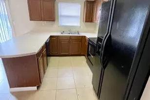 611 Carnathan Ct, Fort Walton Beach, FL 32547 - Photo 5