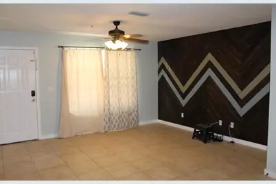 108 Hawkins Road #UNIT B, Fort Walton Beach, FL 32547 - Photo 3