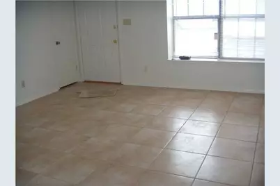 475 Lake Avenue, Mary Esther, FL 32569 - Photo 3