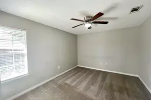 815 Boulevard De L'Orleans, Mary Esther, FL 32569 - Photo 15