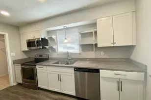 815 Boulevard De L'Orleans, Mary Esther, FL 32569 - Photo 7