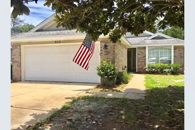 815 Boulevard De L'orleans, Mary Esther, FL 32569 - Photo 1