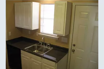 545 Hickory Avenue #B, Niceville, FL 32578 - Photo 7