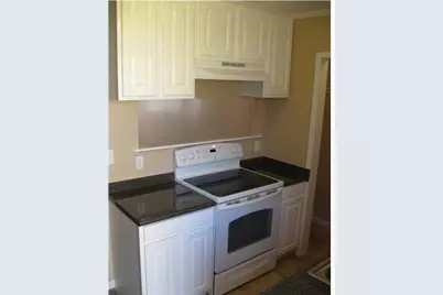 545 Hickory Avenue #B, Niceville, FL 32578 - Photo 9