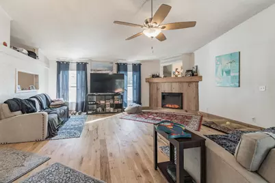 206 NW Baker Street, Fort Walton Beach, FL 32548 - Photo 11