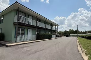587 Florosa Ct, Mary Esther, FL 32569 - Photo 9