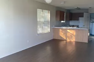587 Florosa Ct, Mary Esther, FL 32569 - Photo 3