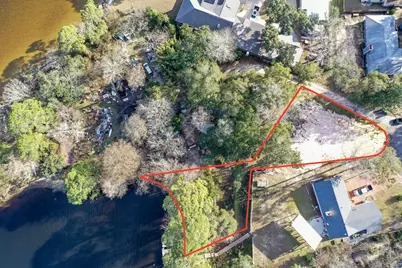 404 Seville Circle, Niceville, FL 32578 - Photo 11
