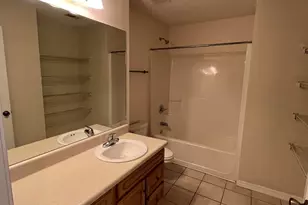204 Johnson Ct, Crestview, FL 32536 - Photo 15