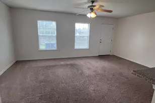 211 Johnson Ct, Crestview, FL 32536 - Photo 3