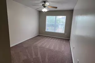211 Johnson Ct, Crestview, FL 32536 - Photo 11
