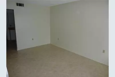 125 NW Alabama Avenue #B, Fort Walton Beach, FL 32548 - Photo 3