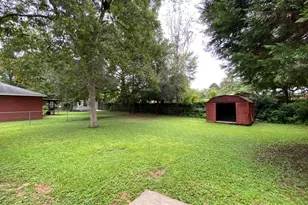 205 Powell Dr, Crestview, FL 32536 - Photo 11