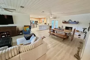 203 Hastings Ct, Fort Walton Beach, FL 32547 - Photo 5