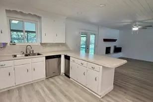 203 Hastings Ct, Fort Walton Beach, FL 32547 - Photo 11