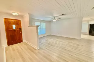 203 Hastings Ct, Fort Walton Beach, FL 32547 - Photo 3