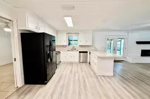 203 Hastings Ct, Fort Walton Beach, FL 32547 - Photo 9