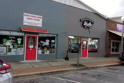 194-192 N Main Street, Crestview, FL 32536 - Photo 1